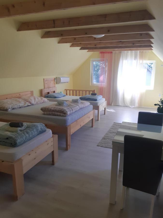 Mirella Rooms Palić Exterior foto